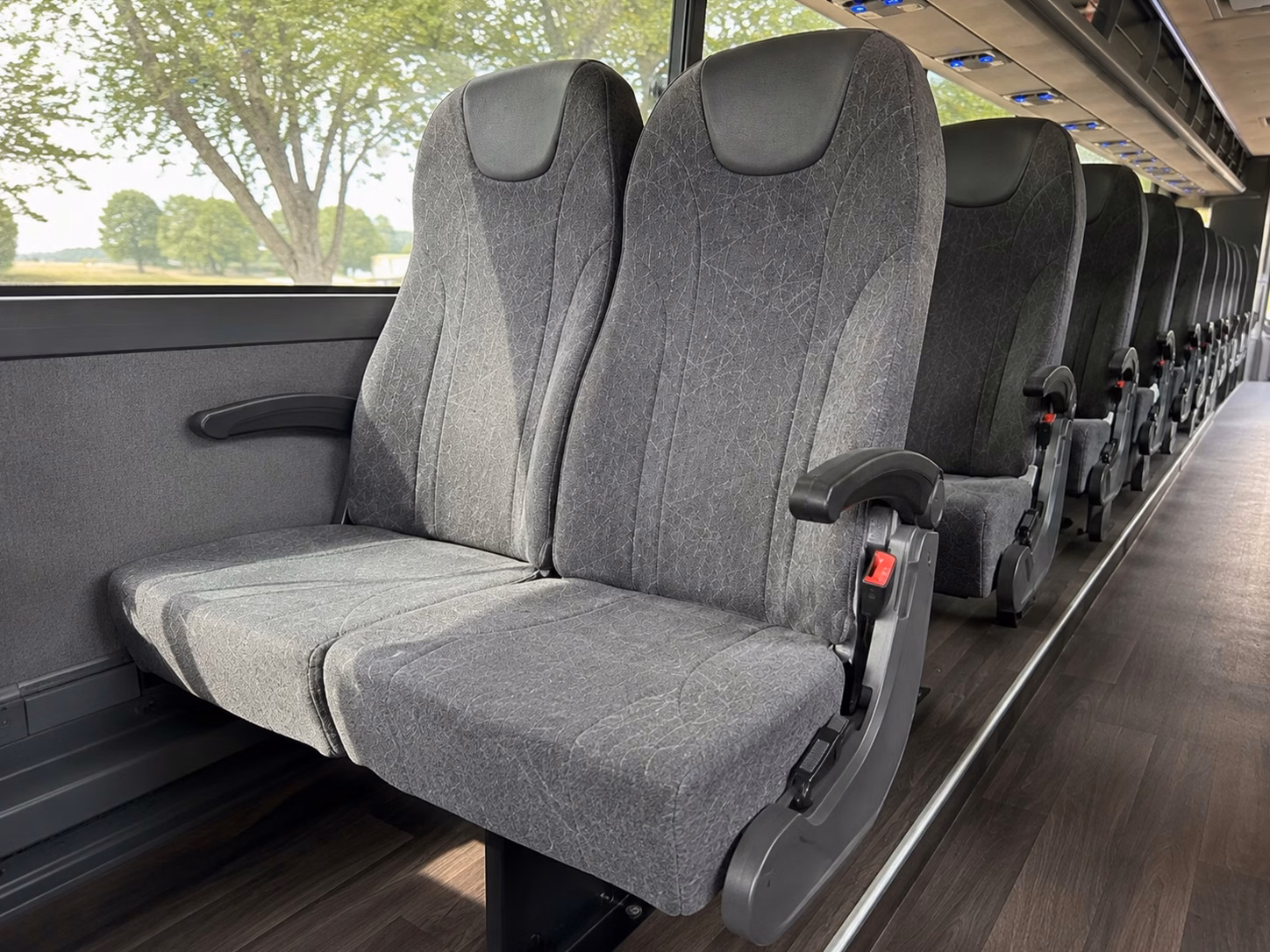 airport transfer shuttles for wedding guests flying into the bay area